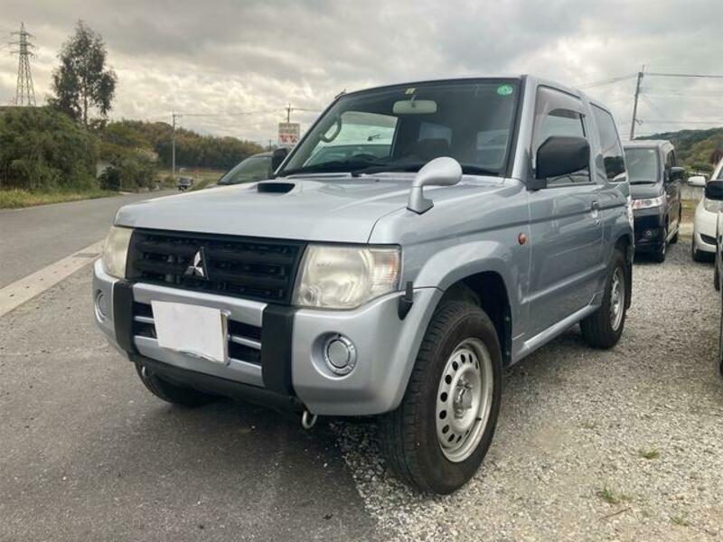 MITSUBISHI PAJERO MINI