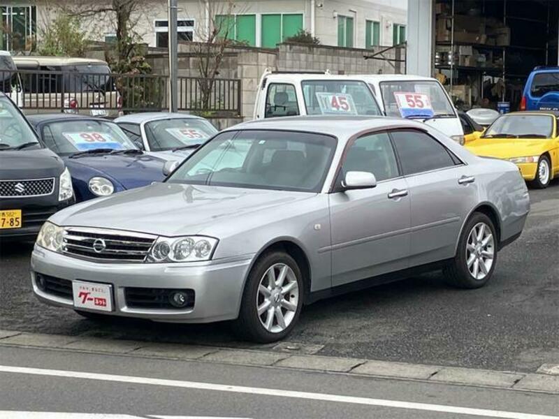 NISSAN GLORIA