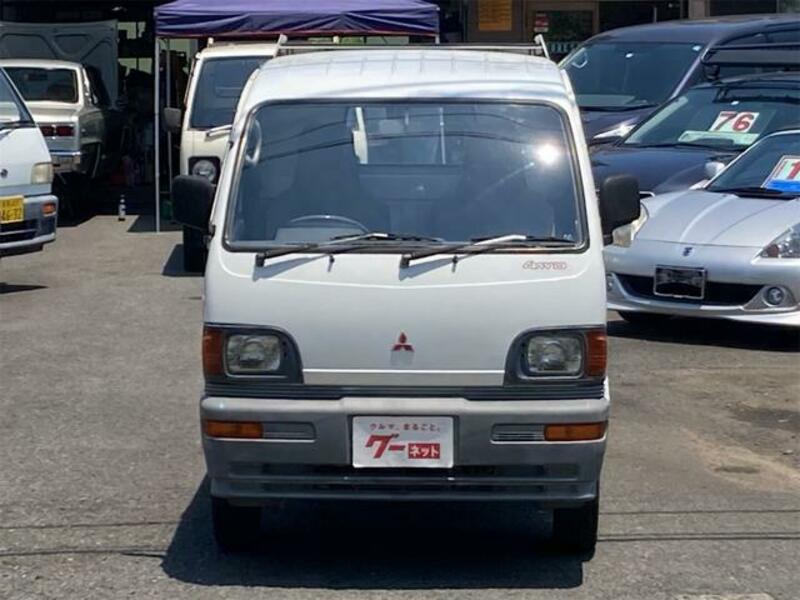 MINICAB TRUCK