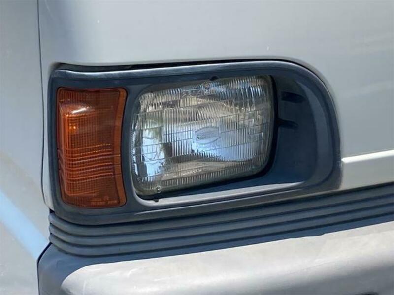 MINICAB TRUCK