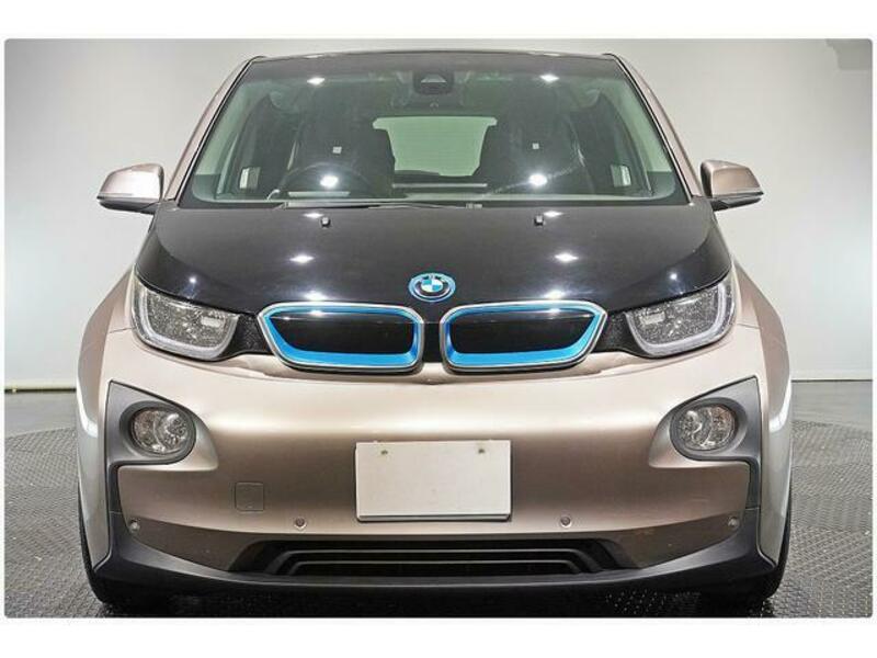 i3
