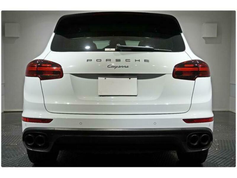 CAYENNE