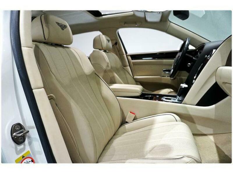 FLYING SPUR