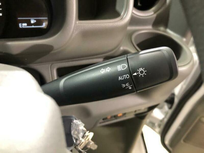 MINICAB VAN