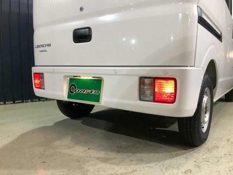 MINICAB VAN