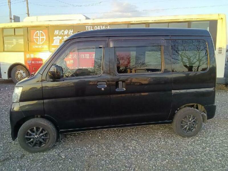 PIXIS VAN