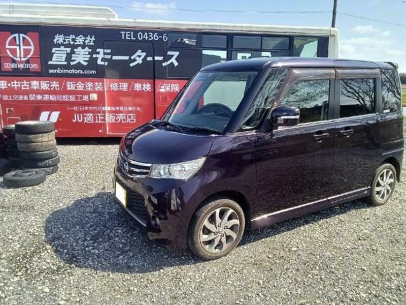 NISSAN ROOX
