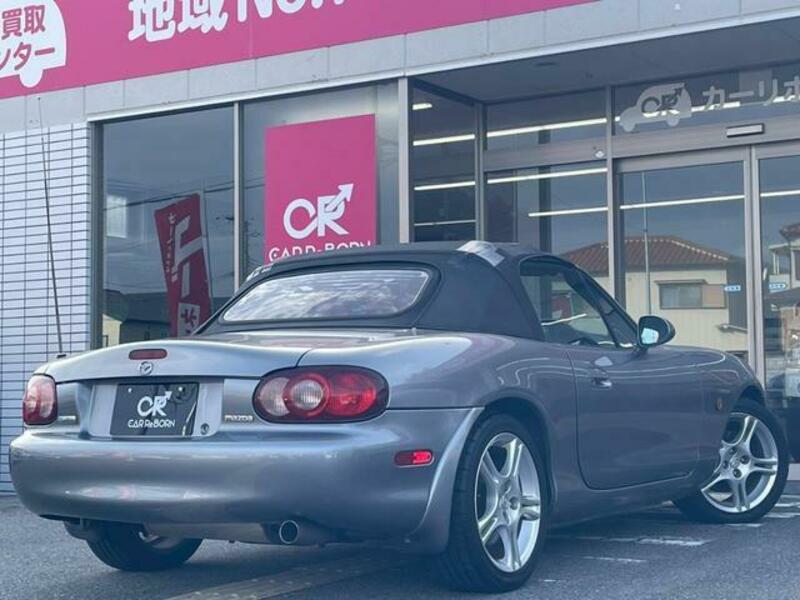 ROADSTER