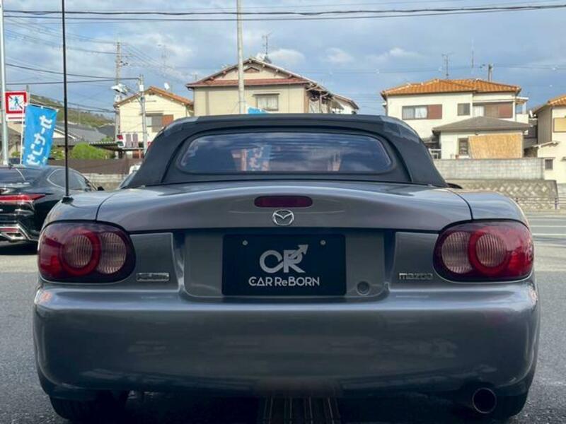 ROADSTER