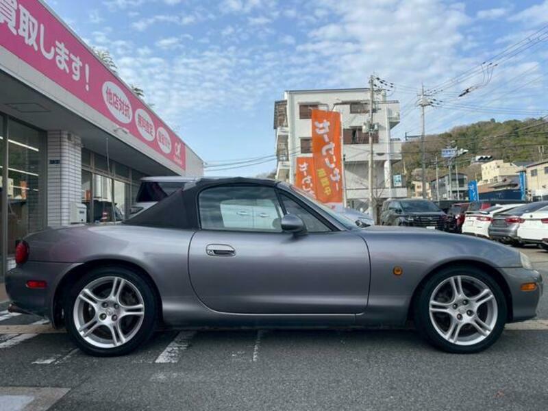 ROADSTER