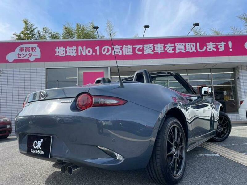 ROADSTER