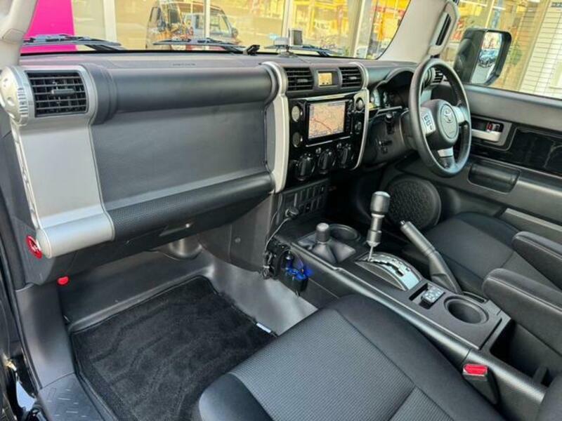 FJ CRUISER