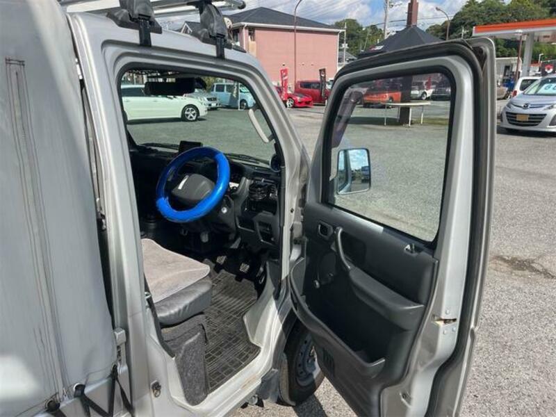CARRY TRUCK