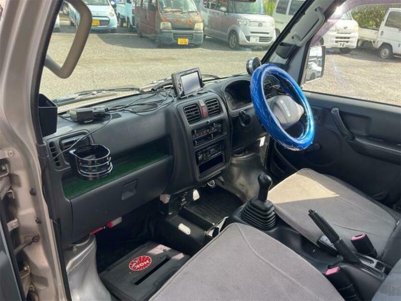 CARRY TRUCK