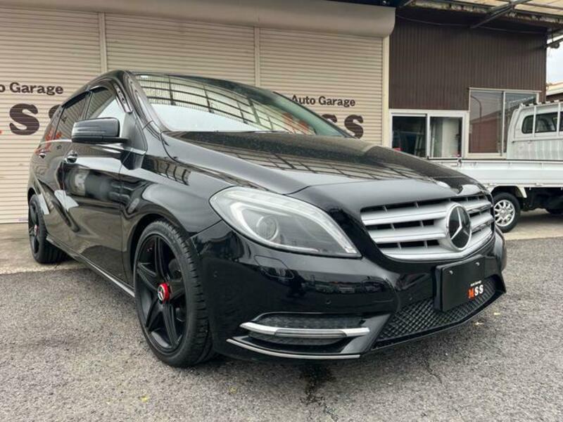 MERCEDES-BENZ B-CLASS