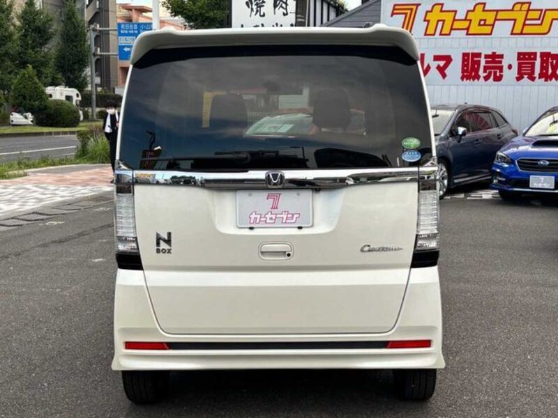 N BOX