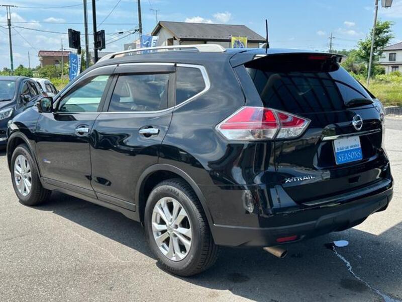 X-TRAIL