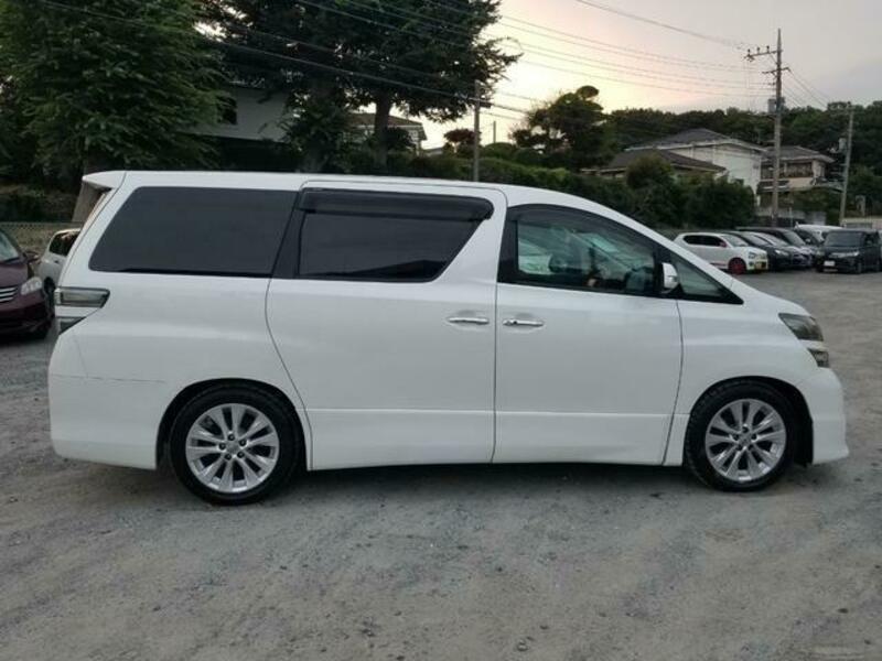 VELLFIRE