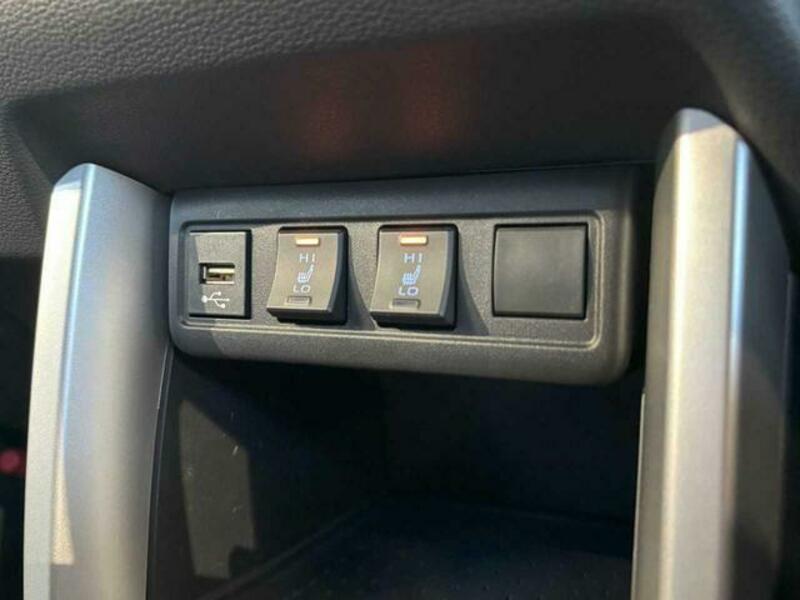 COROLLA CROSS