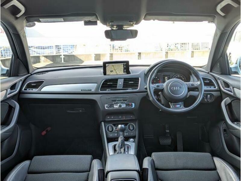 Q3