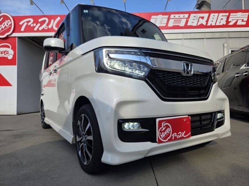 N BOX CUSTOM