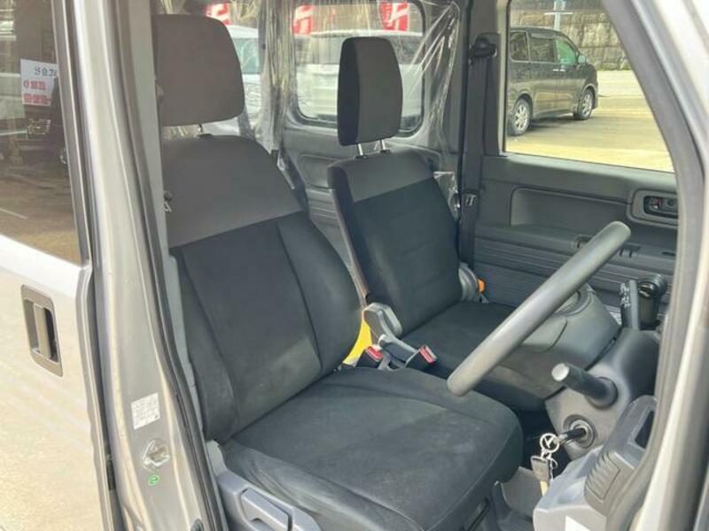 N-VAN