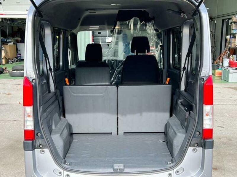 N-VAN