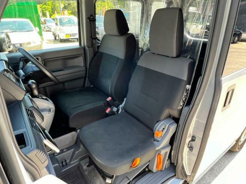 N-VAN