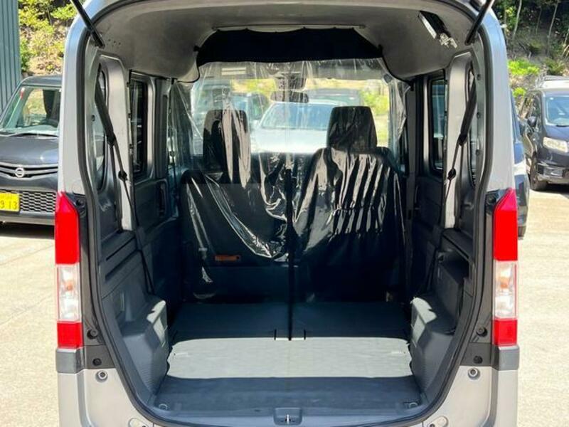 N-VAN