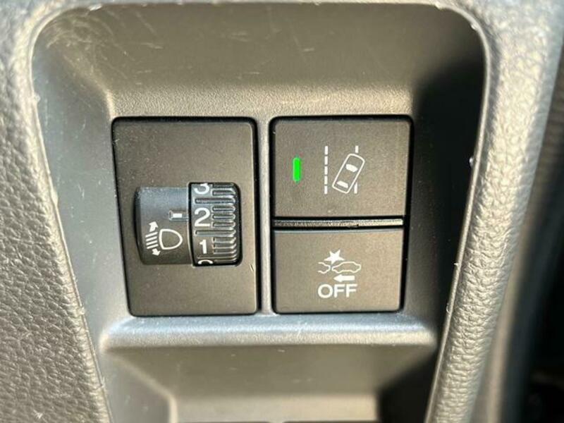 N-VAN