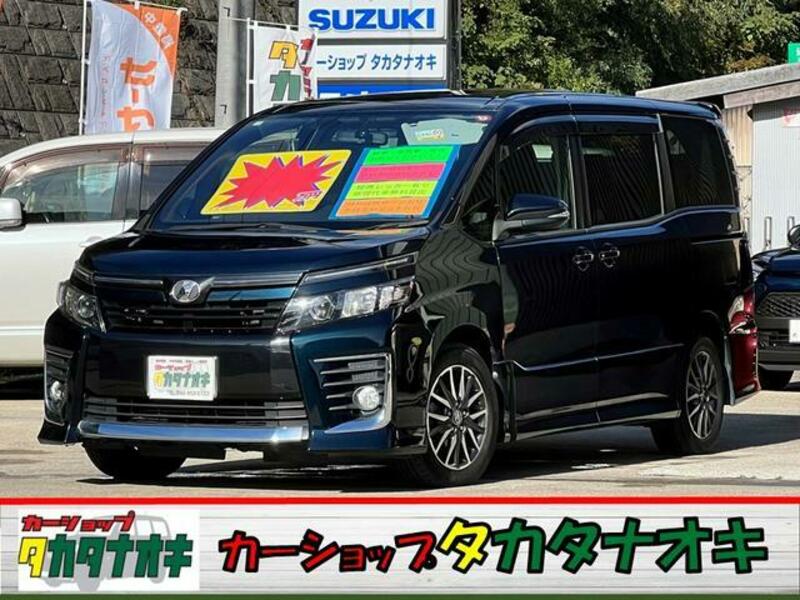 TOYOTA VOXY