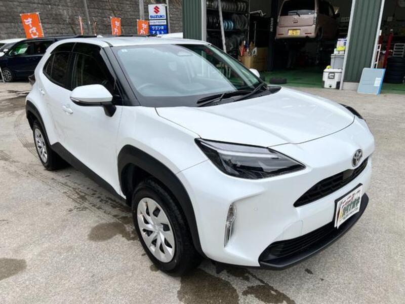 YARIS CROSS