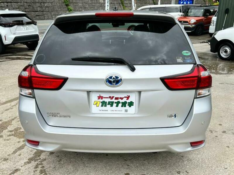 COROLLA FIELDER