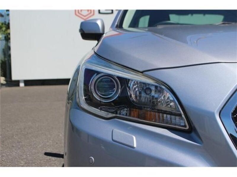LEGACY B4