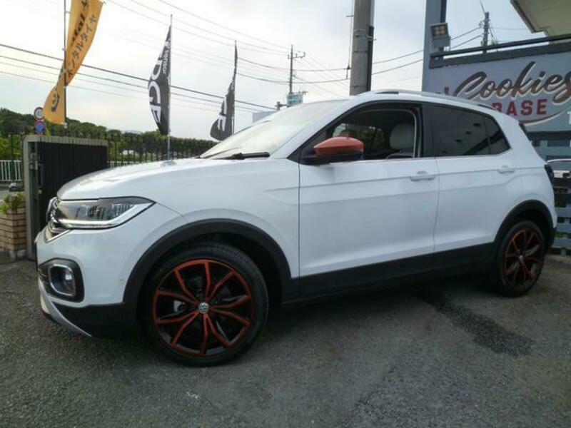 T CROSS