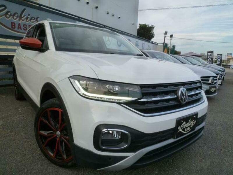 T CROSS