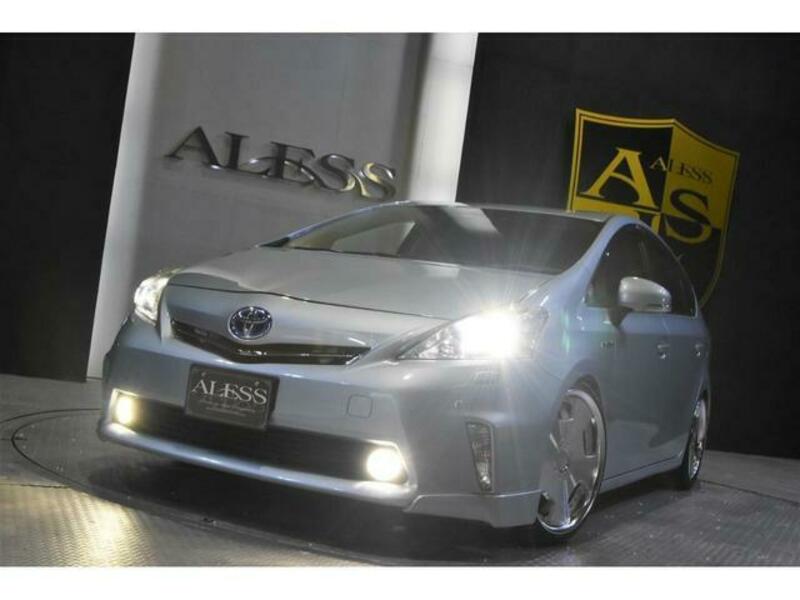 PRIUS ALPHA