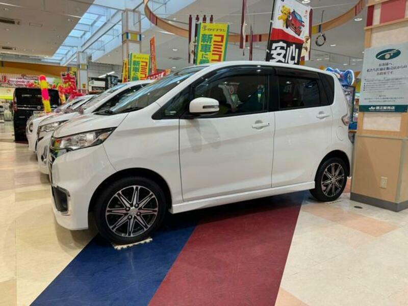 EK CUSTOM