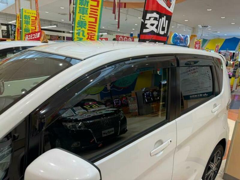 EK CUSTOM
