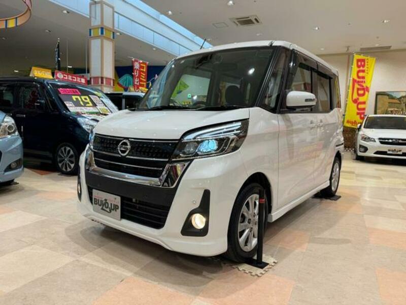 NISSAN DAYZ ROOX