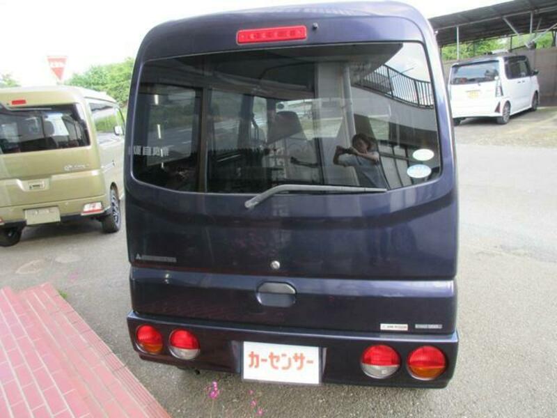 MINICAB VAN