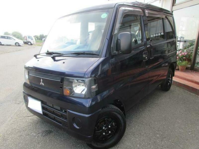 MITSUBISHI MINICAB VAN