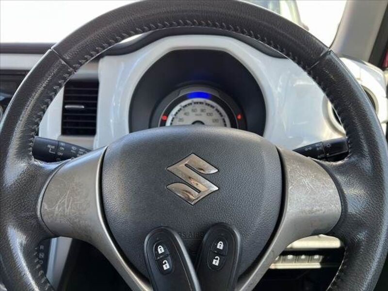 HUSTLER