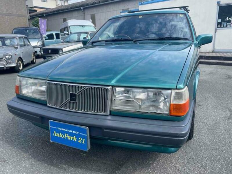 VOLVO 940 ESTATE