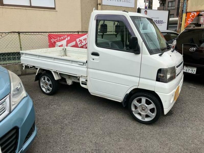 MINICAB TRUCK