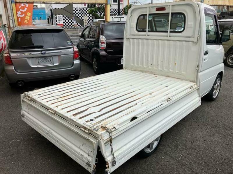MINICAB TRUCK