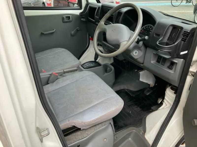 MINICAB TRUCK
