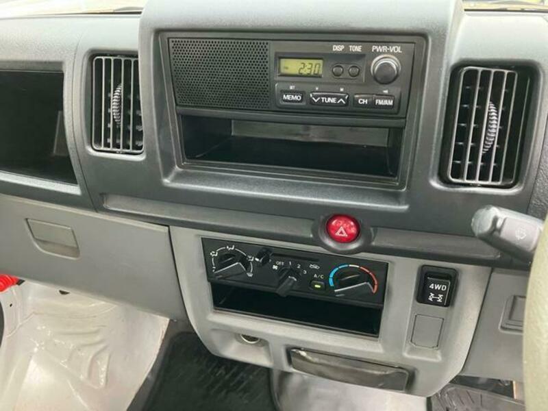 MINICAB TRUCK