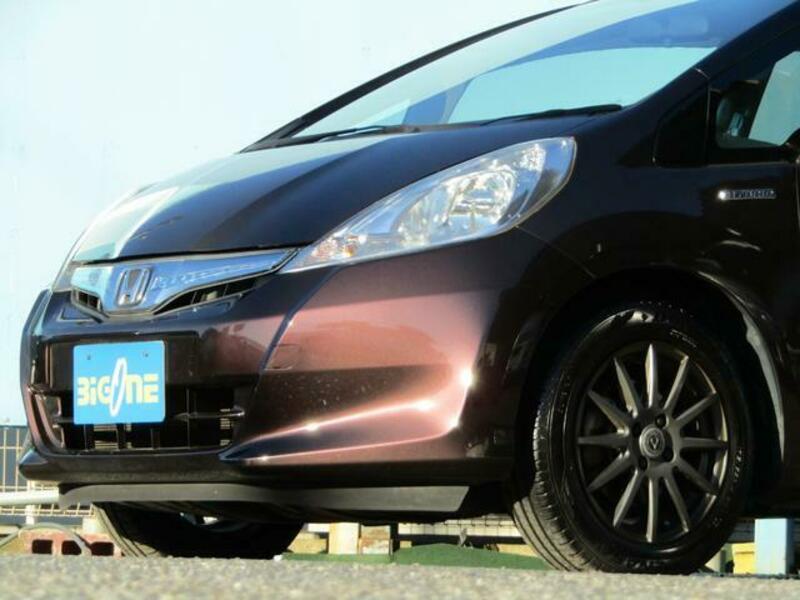 FIT HYBRID