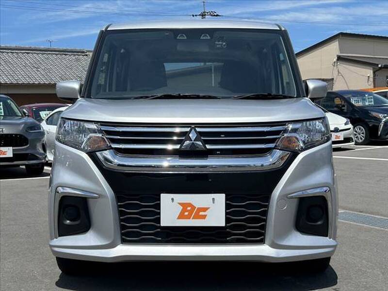 DELICA D2